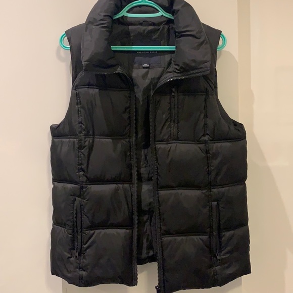 American Eagle Outfitters Jackets & Blazers - american eagle puffer vest